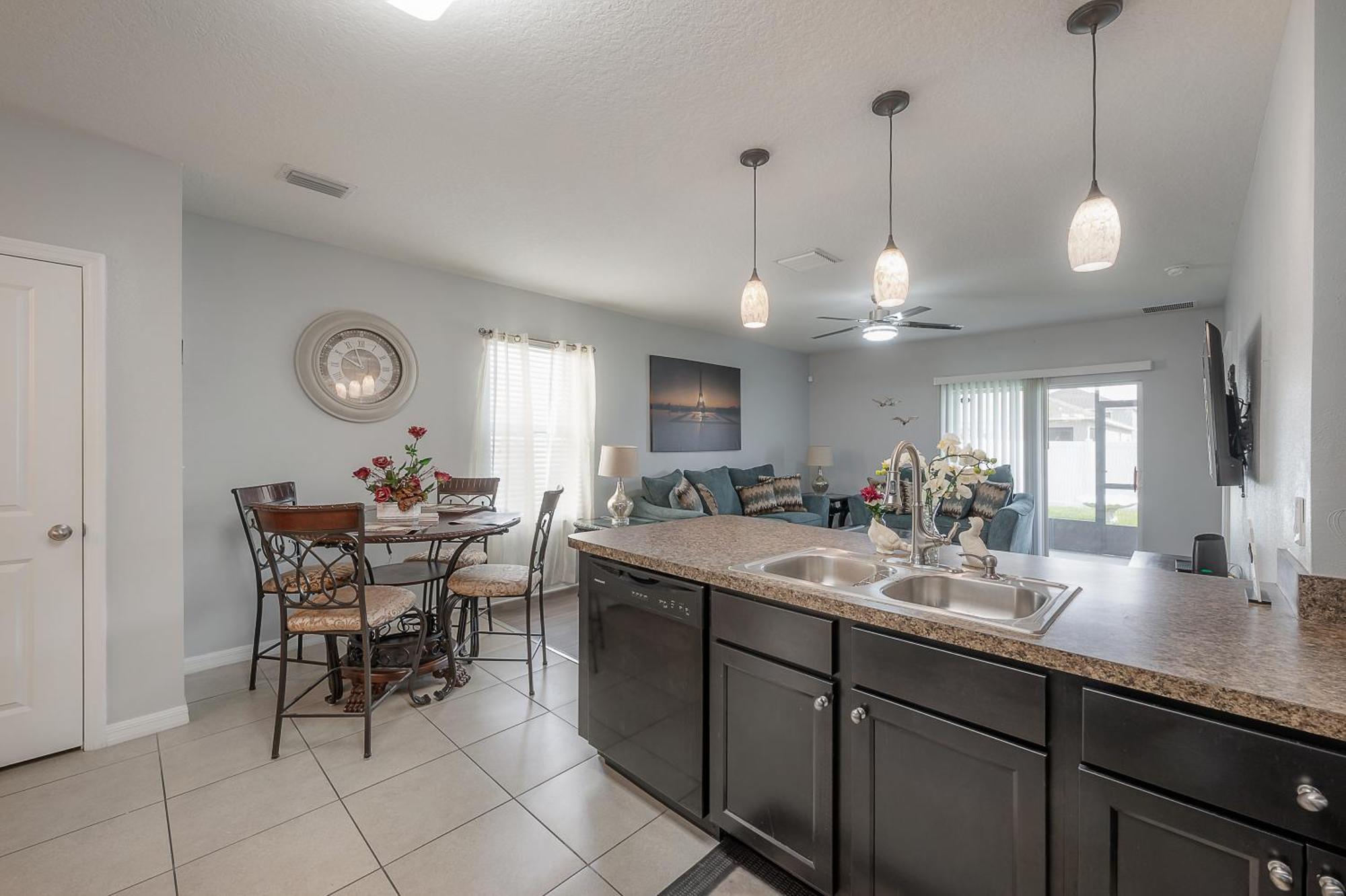 Sun City Cozy Home Ruskin Exterior photo